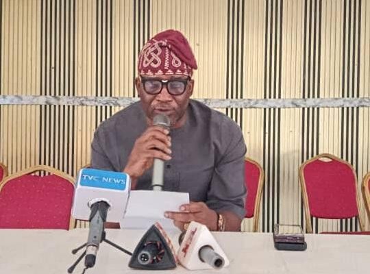Osun: PDP Guber Candidate FRYO Endorses Adeleke, Collapses Political Structure Behind Governor