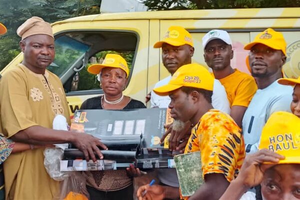 OYO ASSEMBLY HOPEFUL, HON ADEBIYI RAUL, FULFIL PROMISE TO ELEKURU VILLAGE IN WARD 10, AKINYELE CONSTITUENCY II